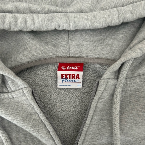 TNA "EXTRA FLEECE BOYFRIEND ZIP-UP HOODIE" - Picture 2 of 2